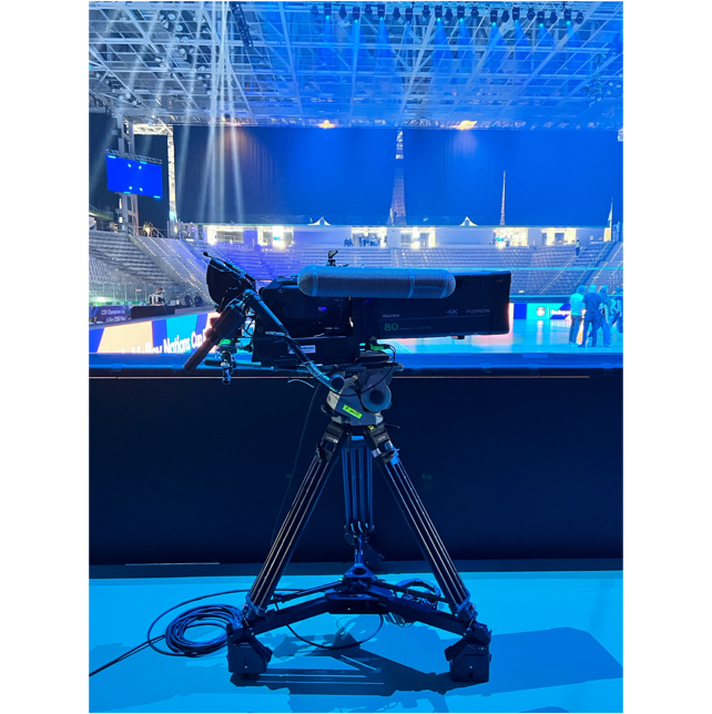 Ottica lunga SSM 6x sul lato corto del campo per replay super slow-motion