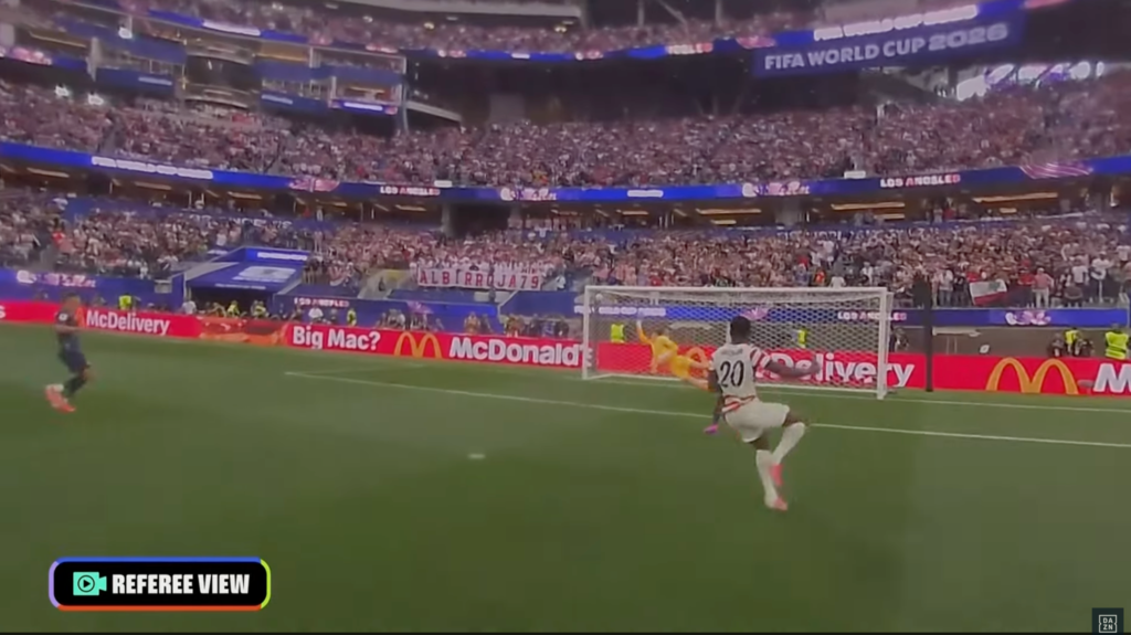 Immagini stabilizzate dalla camera indossata dall'arbitro