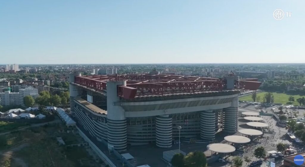 San Siro dall'alto prima di Inter-Monza
